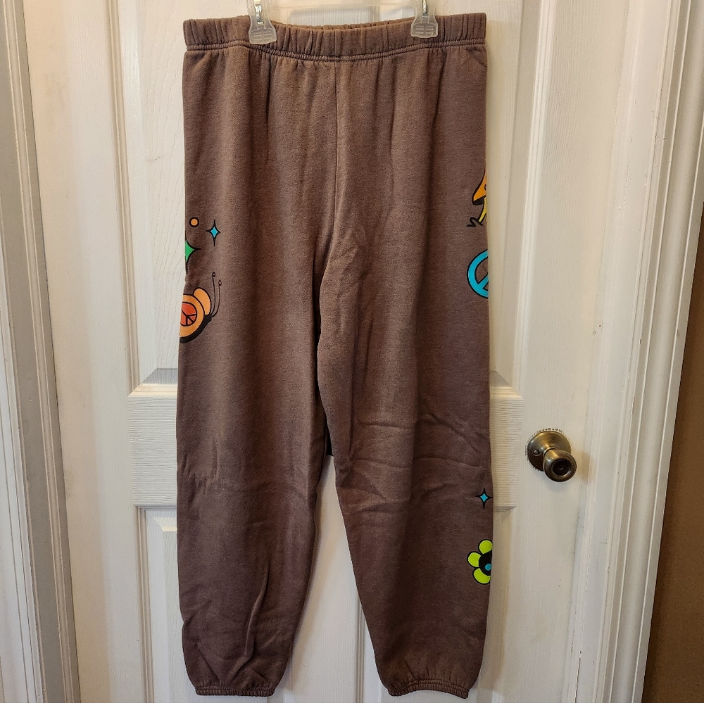 urban outfitters brown graphic sweatpants